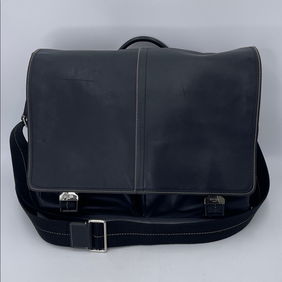Coach Leather 2Way
Business Briefcase Classic Black Leather Messenger Bag - Picture 1 of 13